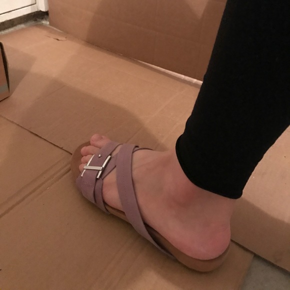 Sandals - Picture 5 of 6